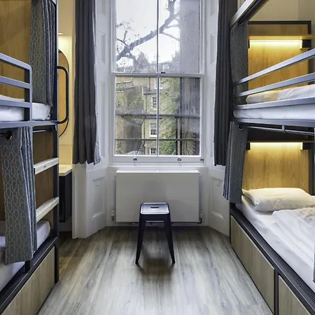 Astor Victoria Hostel-2